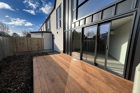 Photo of property in 3/133 Blighs Road, Strowan, Christchurch, 8052