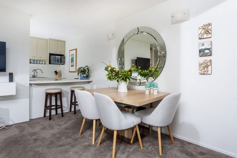 Photo of property in 16/166 Mokoia Road, Chatswood, Auckland, 0626