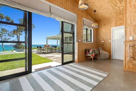 Photo of property in 8377 State Highway 35, Whanarua Bay, Te Kaha, 3199