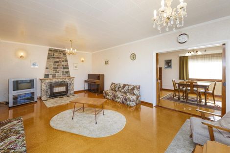 Photo of property in 15 Anglesey Place, Awapuni, Palmerston North, 4412