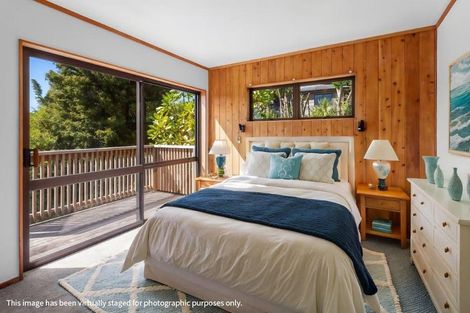 Photo of property in 66 Beach Road, Onerahi, Whangarei, 0110