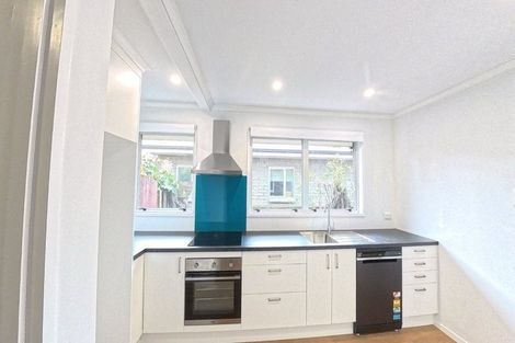 Photo of property in 11 Anaru Place, Awapuni, Palmerston North, 4412