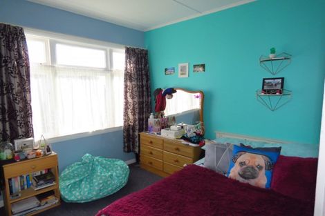 Photo of property in 20 Gladstone Street, Westport, 7825