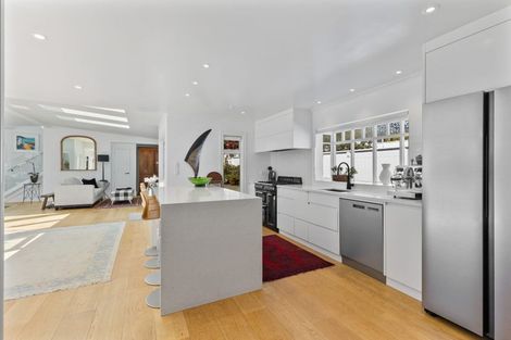 Photo of property in 205 Collingwood Street, Nelson, 7010