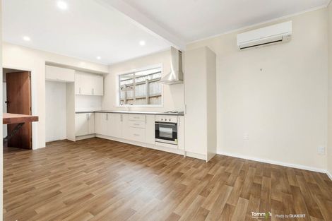 Photo of property in 2/127 Campbell Street, Karori, Wellington, 6012