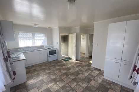 Photo of property in 58 Friedlanders Road, Manurewa, Auckland, 2102