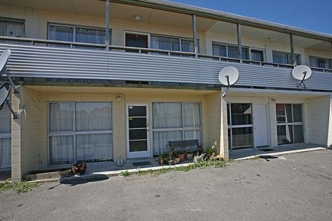 Photo of property in 2/112a Olliviers Road, Phillipstown, Christchurch, 8011
