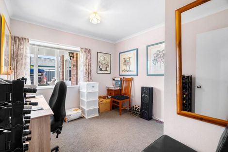 Photo of property in 2/166 Guppy Road, Taradale, Napier, 4112