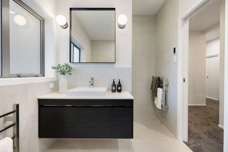 Photo of property in 1 Woodstock Road, Fairfield, Hamilton, 3214