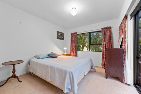 Photo of property in 34 Milton Terrace, Picton, 7220