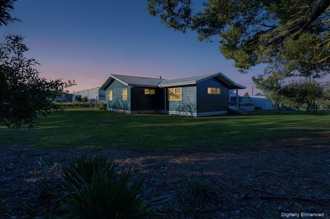 Photo of property in 10 Factory Road, Ballance, Pahiatua, 4983