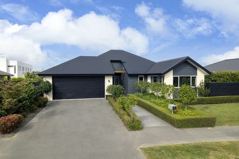 Photo of property in 6 Bargrove Close, Halswell, Christchurch, 8025