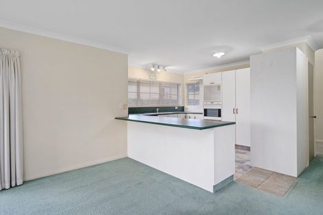 Photo of property in 77a Taylor Street, Cambridge, 3434