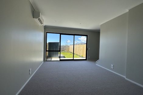 Photo of property in 86 Symes Drive, Red Beach, 0932