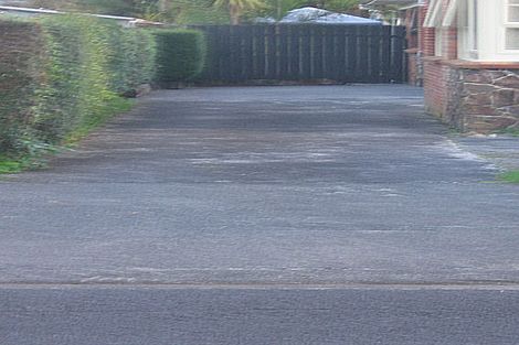 Photo of property in 2/23 Hamilton Road, Papatoetoe, Auckland, 2025