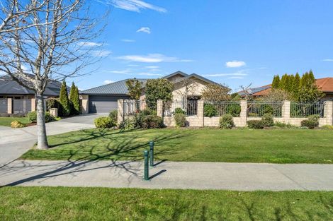 Photo of property in 6 Ascot Place, Rangiora, 7400