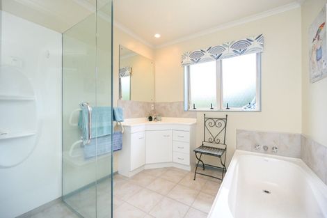 Photo of property in 17 Suffolk Crescent, Feilding, 4702