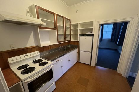 Photo of property in 27 Shannon Street, Mount Victoria, Wellington, 6011