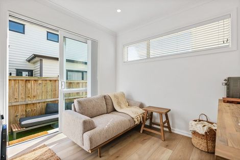 Photo of property in 22 Tai Crescent, Hobsonville, Auckland, 0616