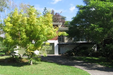 Photo of property in 24 Havelle Avenue, Titirangi, Auckland, 0604