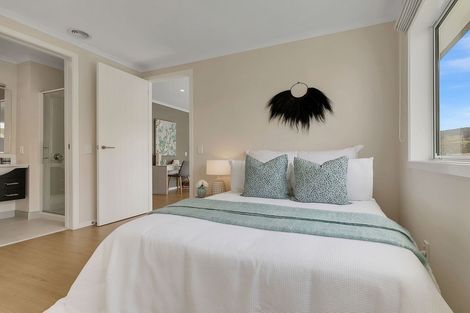 Photo of property in 44 Melksham Drive, Churton Park, Wellington, 6037