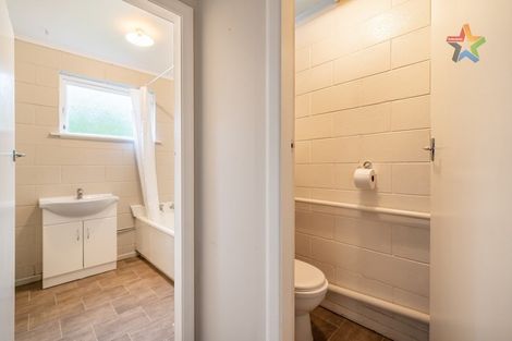 Photo of property in 708f4- Fergusson Drive, Elderslea, Upper Hutt, 5018