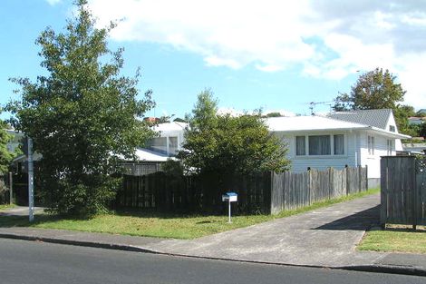 Photo of property in 2/22 Seine Road, Forrest Hill, Auckland, 0620