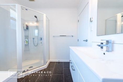Photo of property in 1a Ebdentown Street, Ebdentown, Upper Hutt, 5018