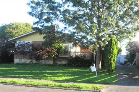 Photo of property in 32 Gainsborough Street, Manurewa, Auckland, 2102