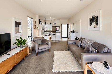 Photo of property in 15/6u Oswald Crescent, Paparangi, Wellington, 6037