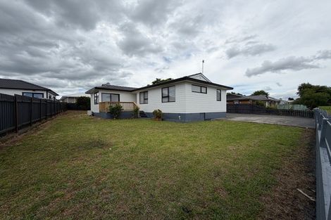Photo of property in 8 Jodie Place, Flat Bush, Auckland, 2023