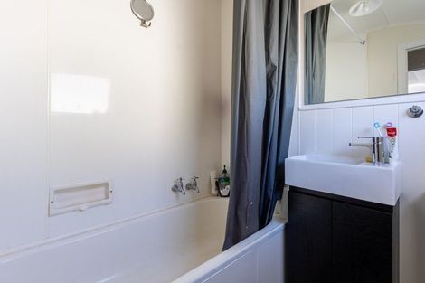 Photo of property in 71 Golf Road, Paraparaumu Beach, Paraparaumu, 5032