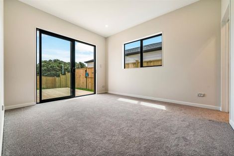 Photo of property in 40 Whakairo Crescent, Gulf Harbour, 0930