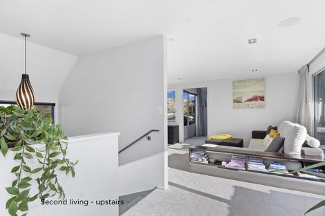 Photo of property in 36 Marine Parade, Mount Maunganui, 3116