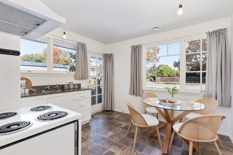 Photo of property in 1/400 Memorial Avenue, Burnside, Christchurch, 8053