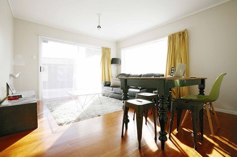 Photo of property in 1/12 Lynette Place, Mangere, Auckland, 2022