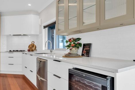 Photo of property in 106 Sereno Vista, Bellevue, Tauranga, 3110