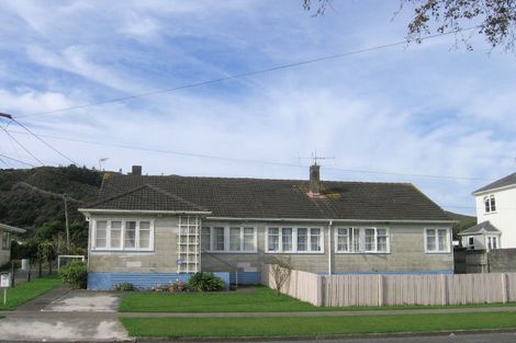 Photo of property in 72 Churton Crescent, Taita, Lower Hutt, 5011