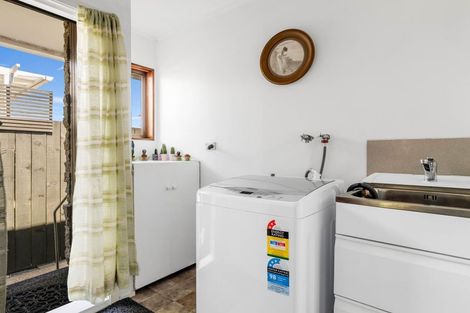 Photo of property in 146a Parkhurst Road, Parakai, 0830
