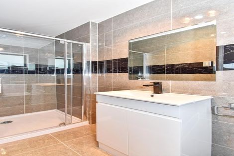 Photo of property in 295 Weymouth Road, Weymouth, Auckland, 2103