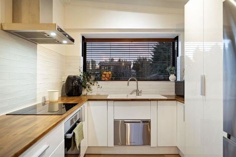 Photo of property in 157 Kent Street, Kingston, Athol, 9793