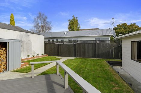 Photo of property in 17 Memphis Grove, Totara Park, Upper Hutt, 5018