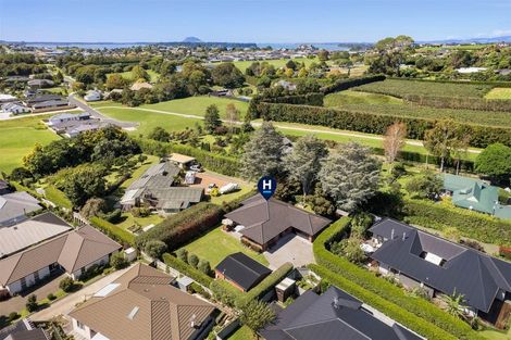 Photo of property in 48 Kayelene Place, Omokoroa, 3114