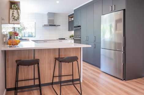 Photo of property in 34 Samwell Drive, Whitby, Porirua, 5024