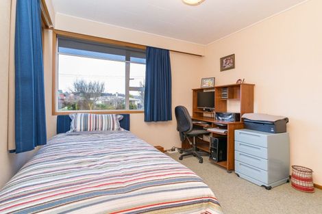 Photo of property in 43 Severn Street, Green Island, Dunedin, 9018