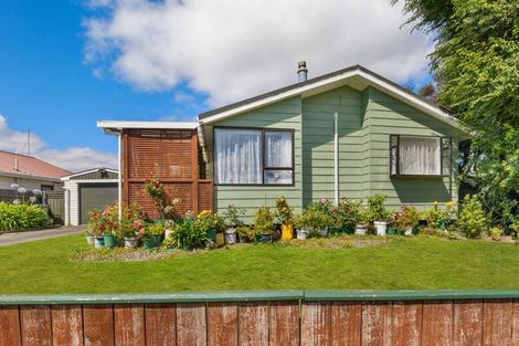 Photo of property in 16 Mercury Street, Milson, Palmerston North, 4414