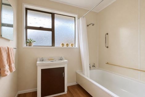 Photo of property in 20 Ferguson Street, Kurow, 9435
