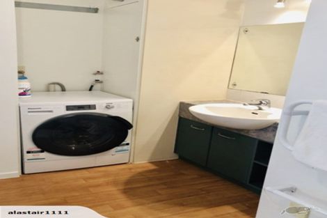 Photo of property in 65b Mountain Road, Mangere Bridge, Auckland, 2022