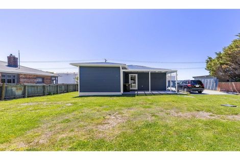Photo of property in 28 Ocean Beach Road, Bluff, 9814