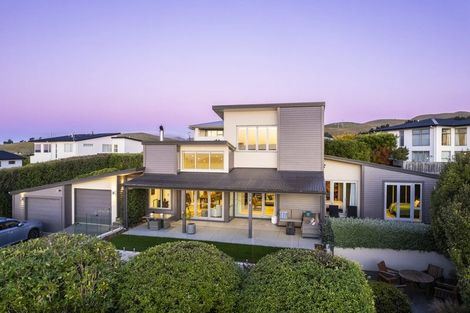 Photo of property in 11 Stonewall Place, Huntsbury, Christchurch, 8022